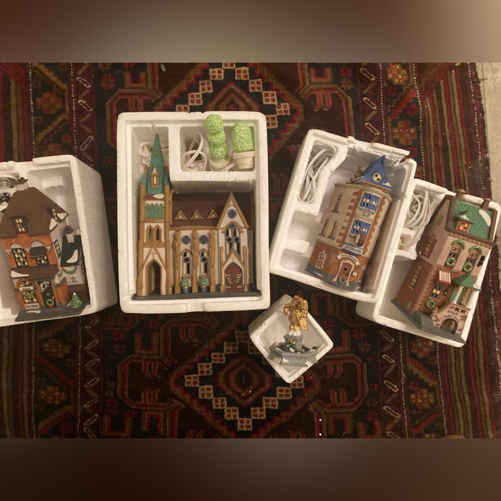Department 56 Christmas in the City village set